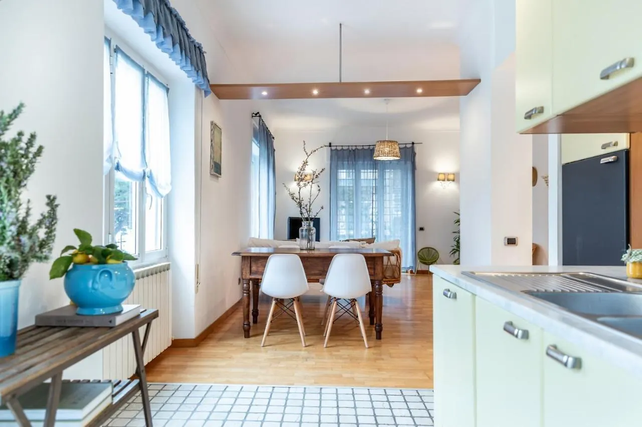 Apartment Appartamento La Vela San Bartolomeo Al Mare