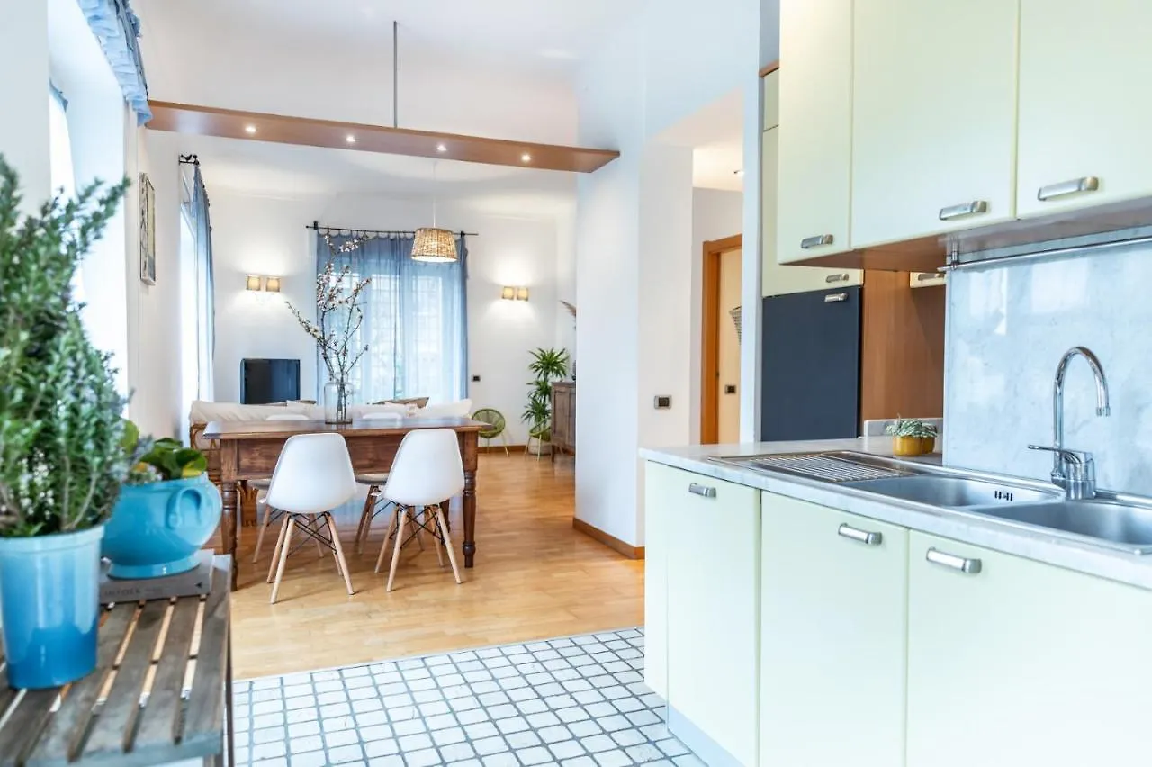 Apartment Appartamento La Vela San Bartolomeo Al Mare